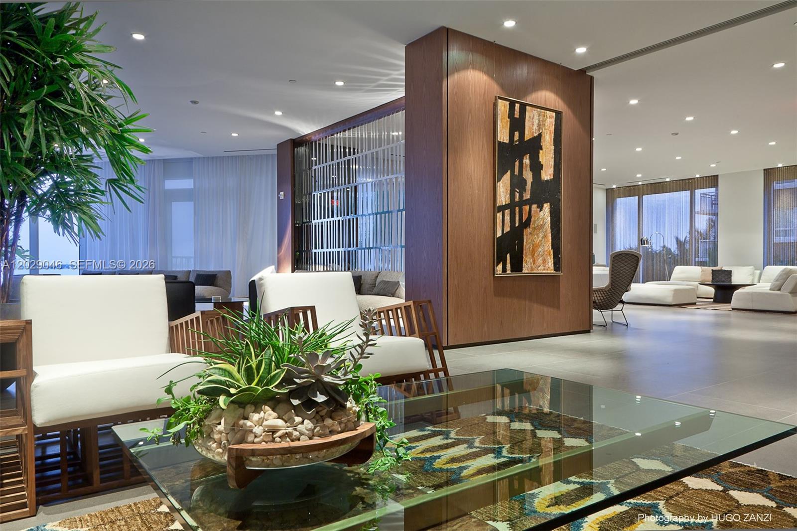 PARAMOUNT BAY CONDO - Residential Lease