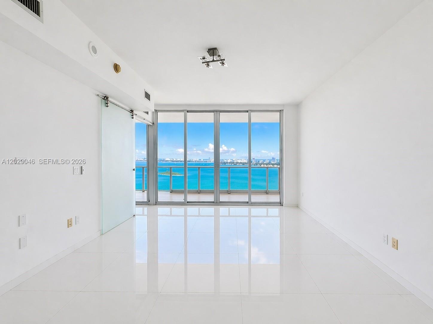 PARAMOUNT BAY CONDO - Residential Lease