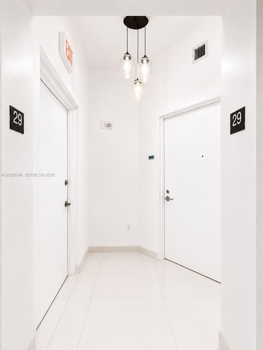 PARAMOUNT BAY CONDO - Residential Lease