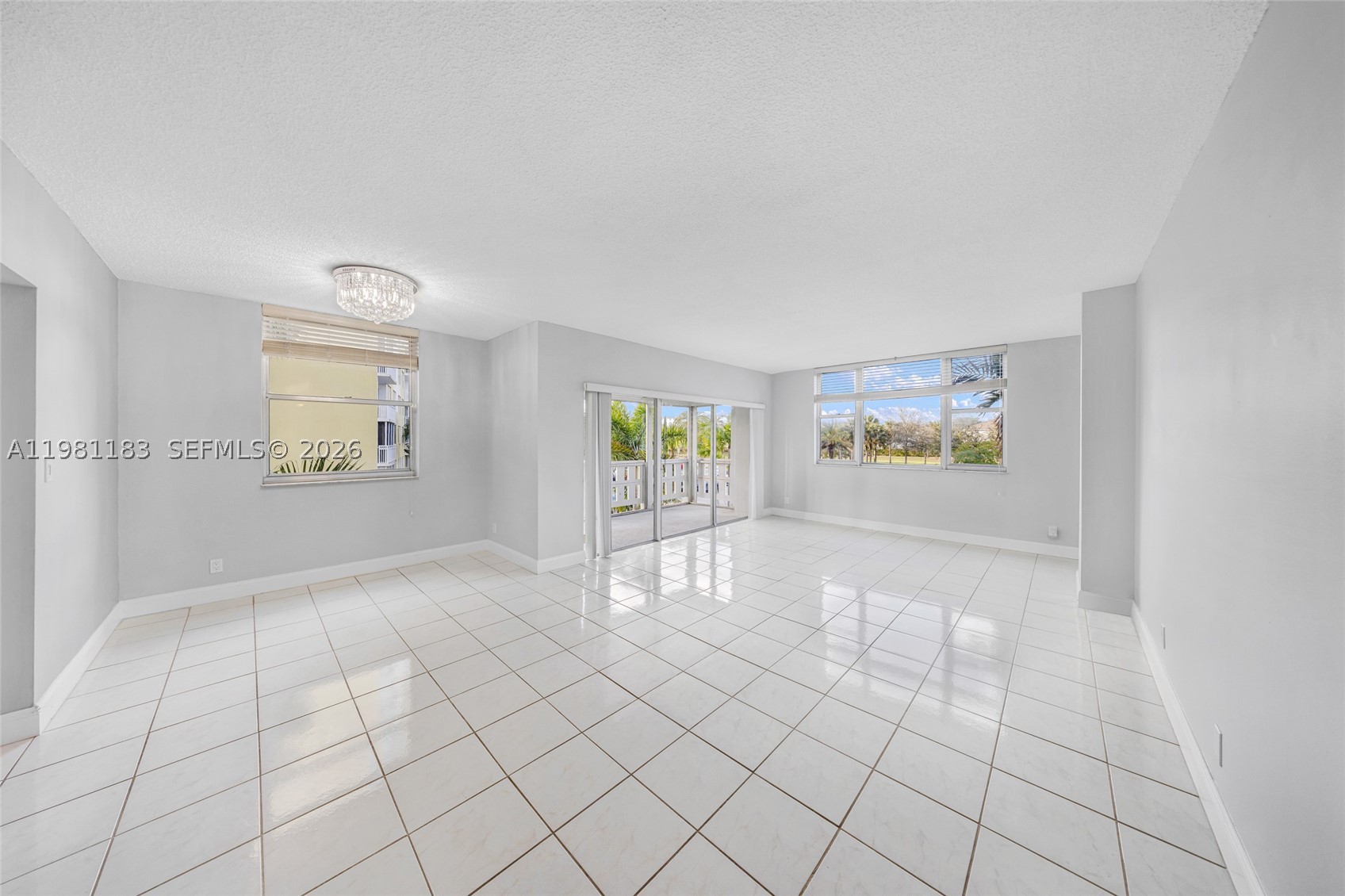 HILLCREST EAST NO 22 COND - Residential