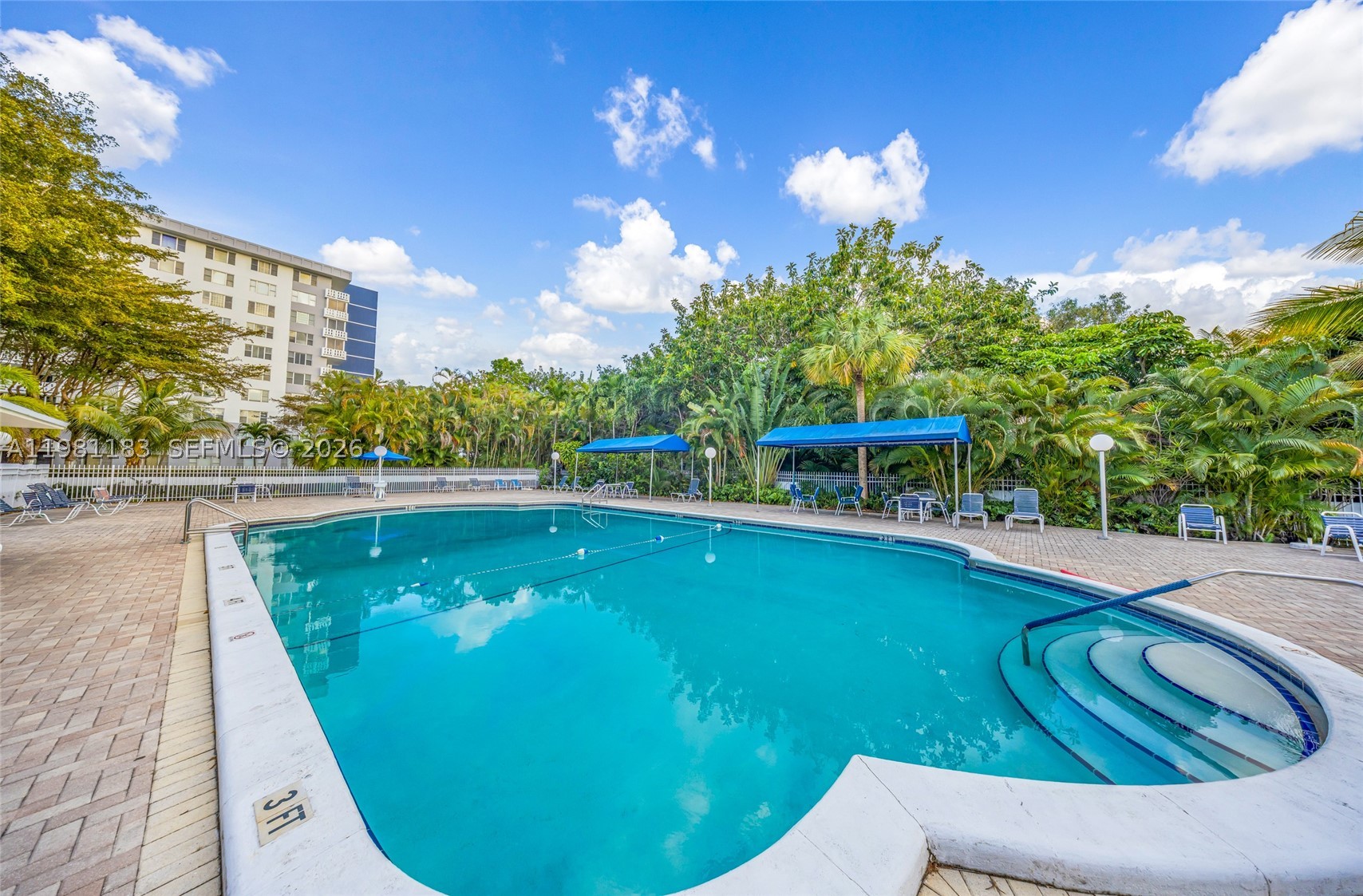 HILLCREST EAST NO 22 COND - Residential