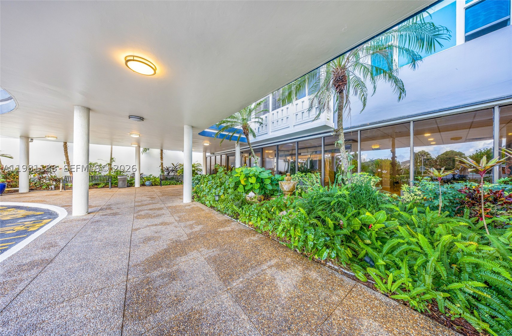 HILLCREST EAST NO 22 COND - Residential