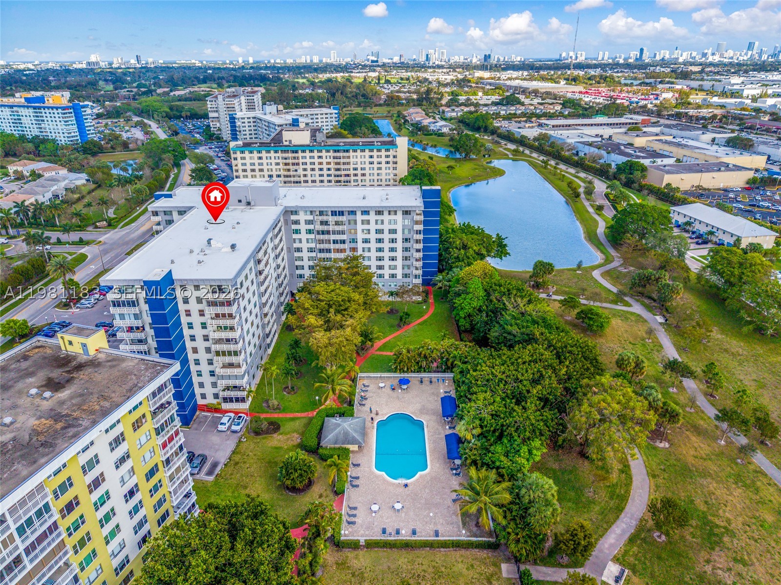 HILLCREST EAST NO 22 COND - Residential