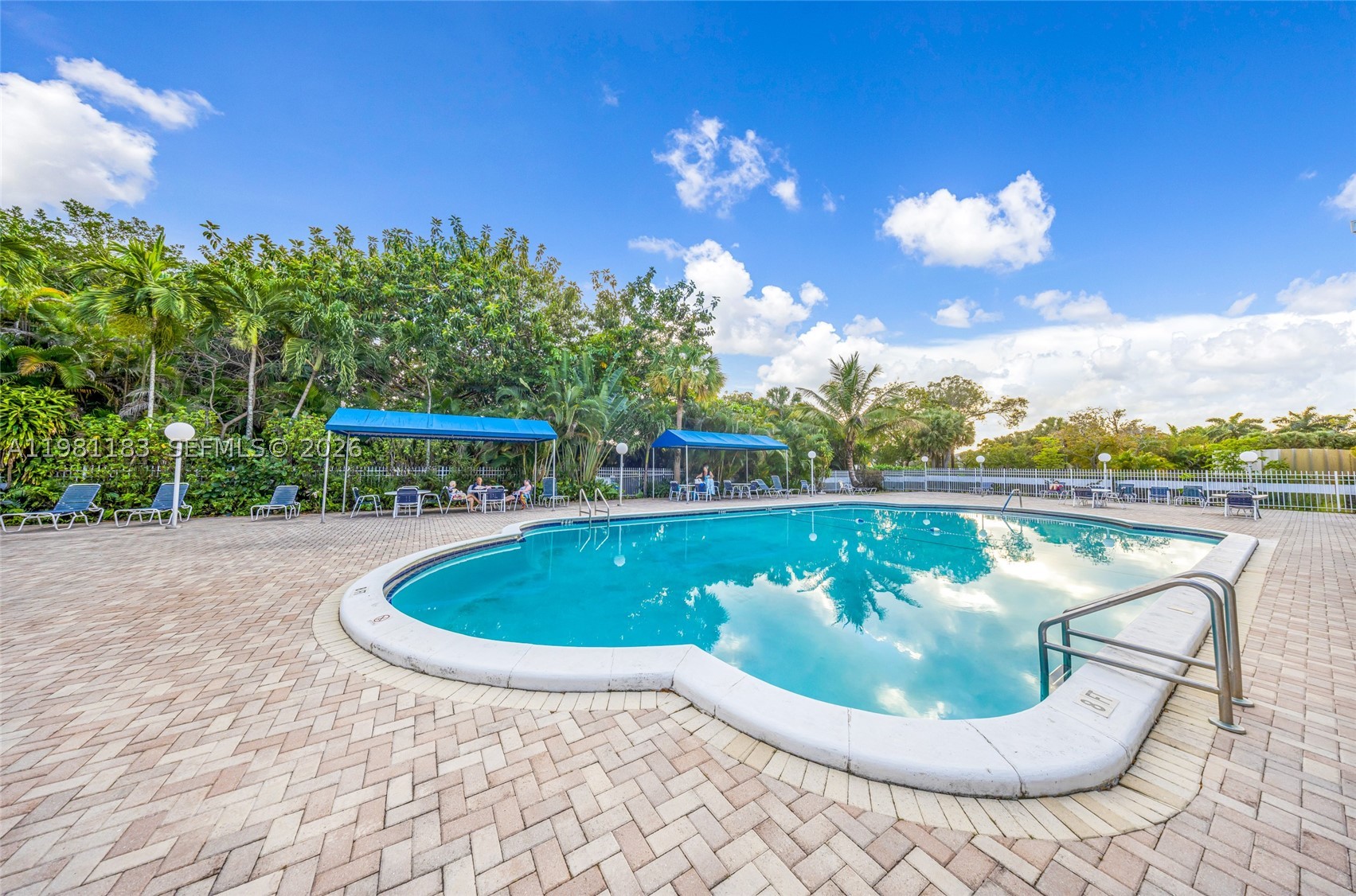 HILLCREST EAST NO 22 COND - Residential