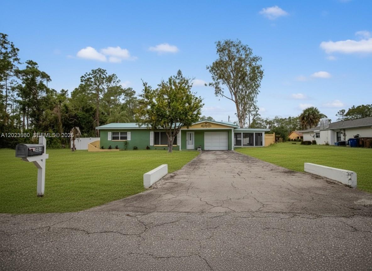 LEHIGH ACRES - Residential