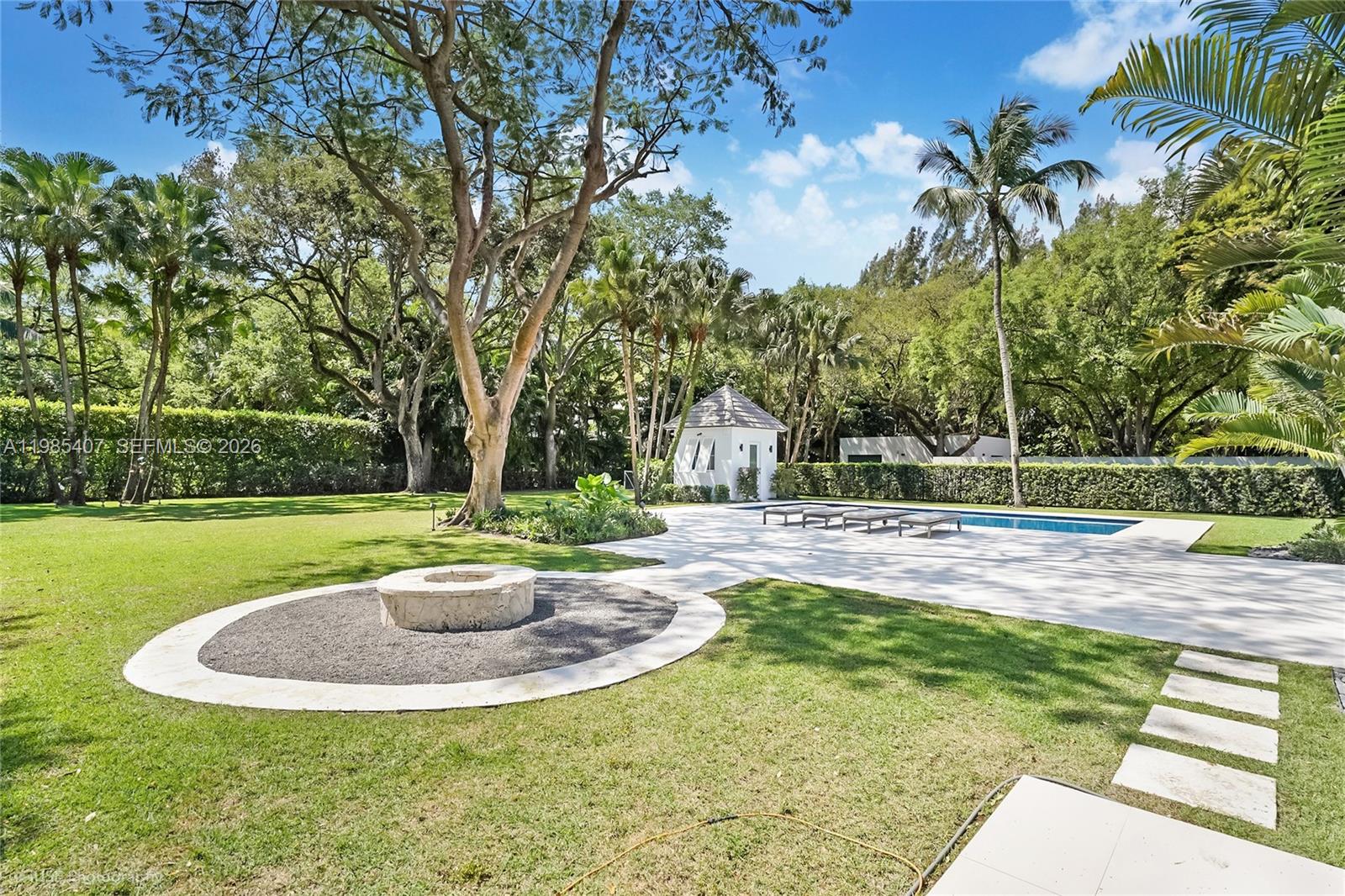 MARY W DORN HOMESTEAD - Residential