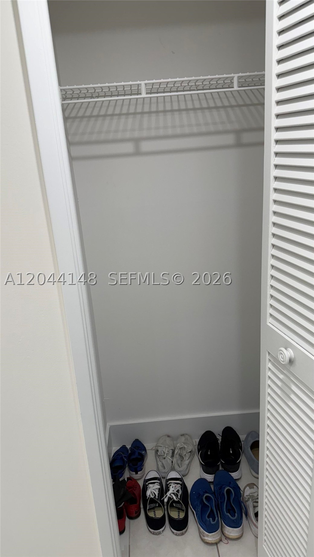 NO 31 PALM-AIRE COUNTRY C - Residential Lease