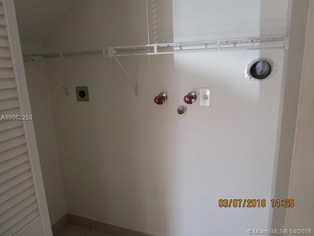 Hollywood Place Condo - Residential Lease