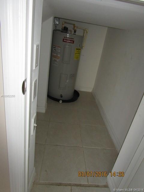 Hollywood Place Condo - Residential Lease