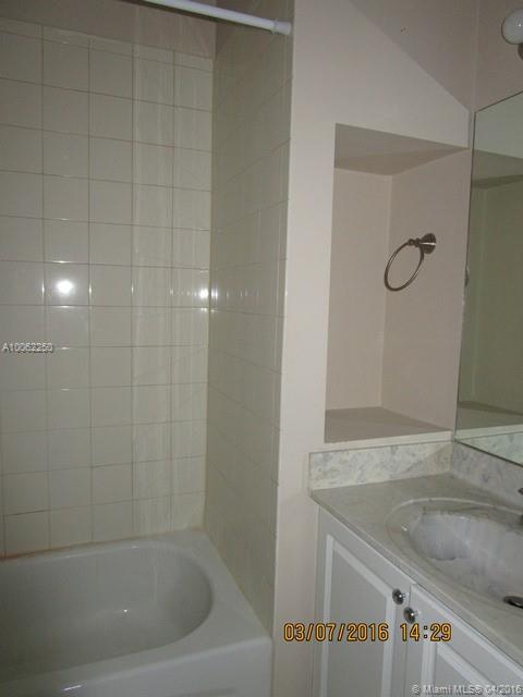Hollywood Place Condo - Residential Lease