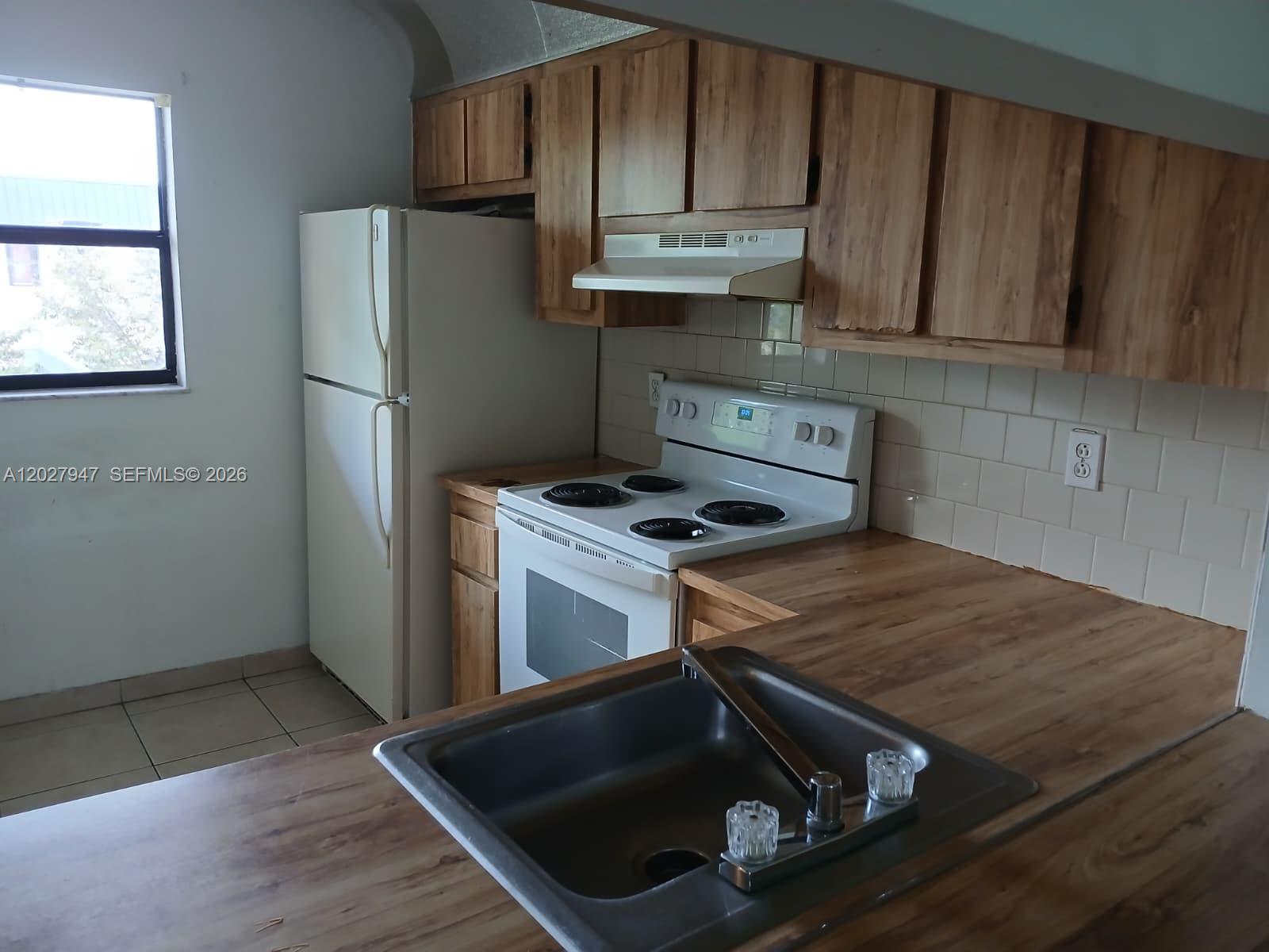 PINE LAKE SEVEN CONDO - Residential Lease