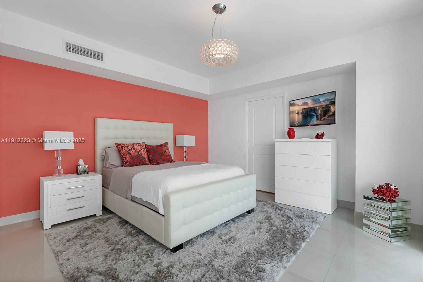 THE CARIBBEAN CONDO - Residential Lease
