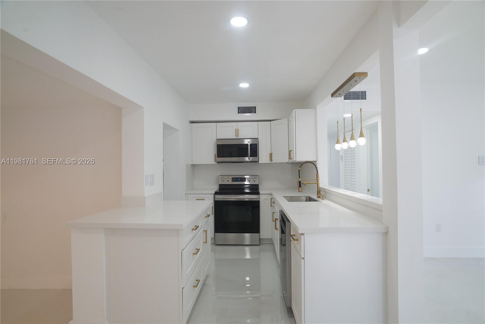ALHAMBRA HEIGHTS SEC 5 - Residential