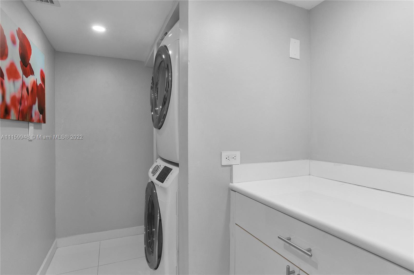 THE GRAND FKA VENETIA - Residential