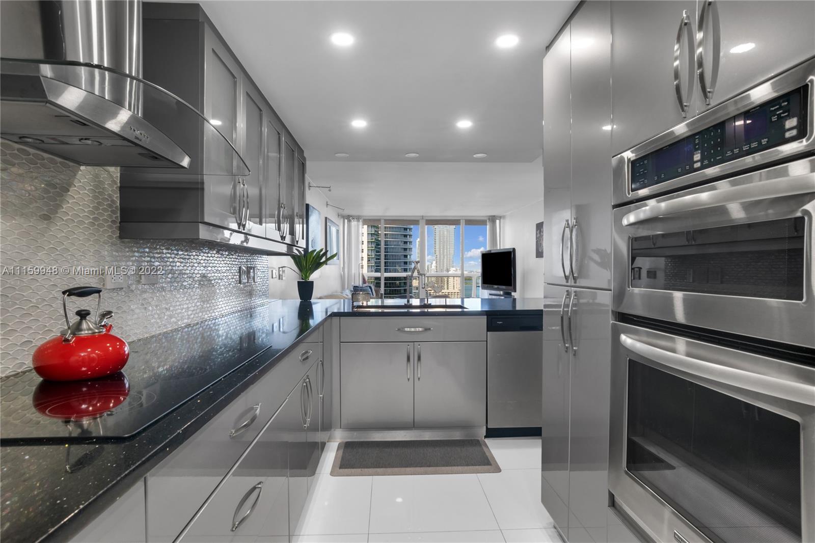 THE GRAND FKA VENETIA - Residential