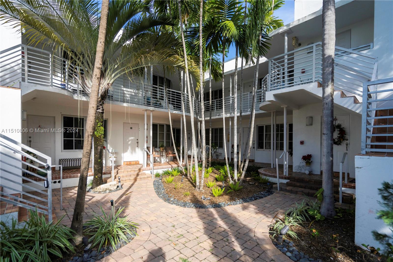 FLAMINGO TERR ADDN - Residential Lease