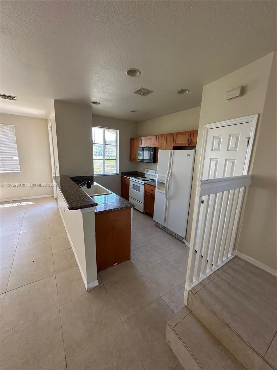 SAN REMO - Residential Lease
