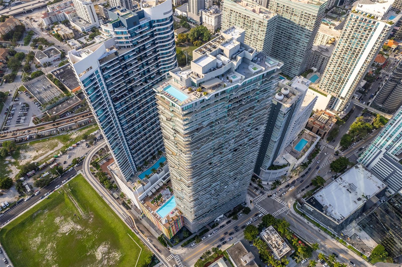 1300 S MIAMI AVENUE CONDO - Residential Lease