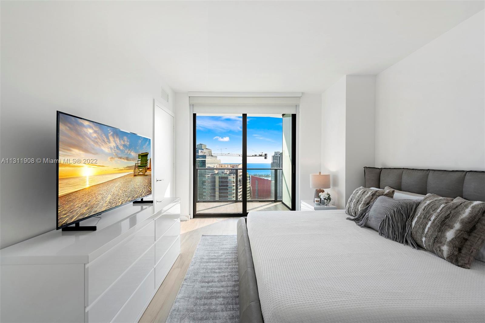 1300 S MIAMI AVENUE CONDO - Residential Lease