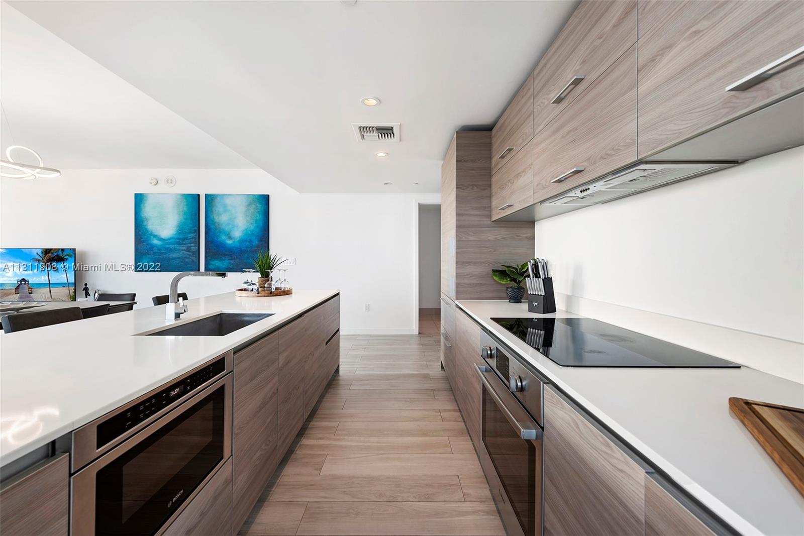 1300 S MIAMI AVENUE CONDO - Residential Lease