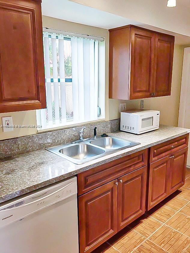 CORAL SPRINGS SUB NO 1 - Residential Income