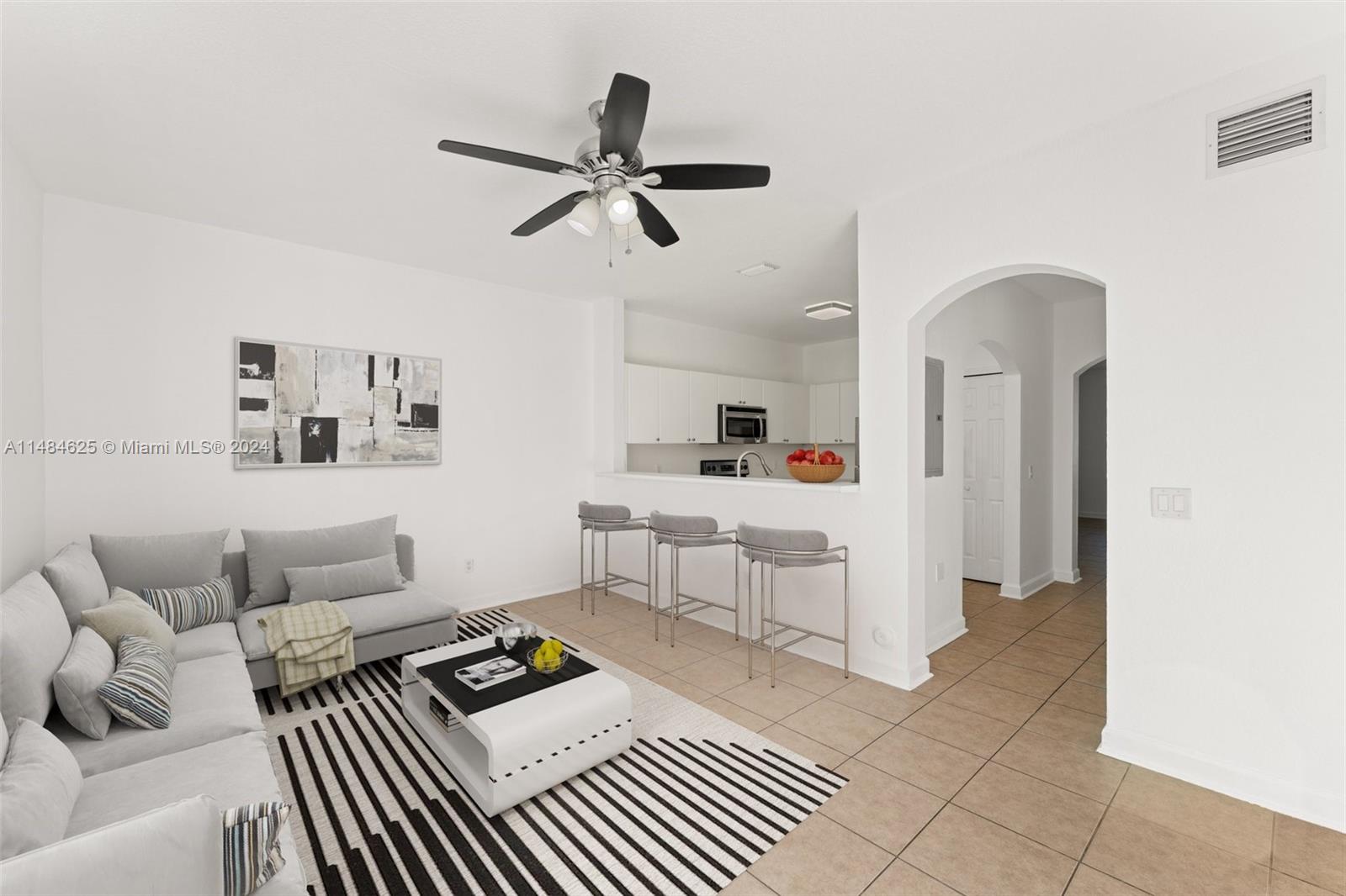 VILLAS AT NAUTICA THREE C - Residential