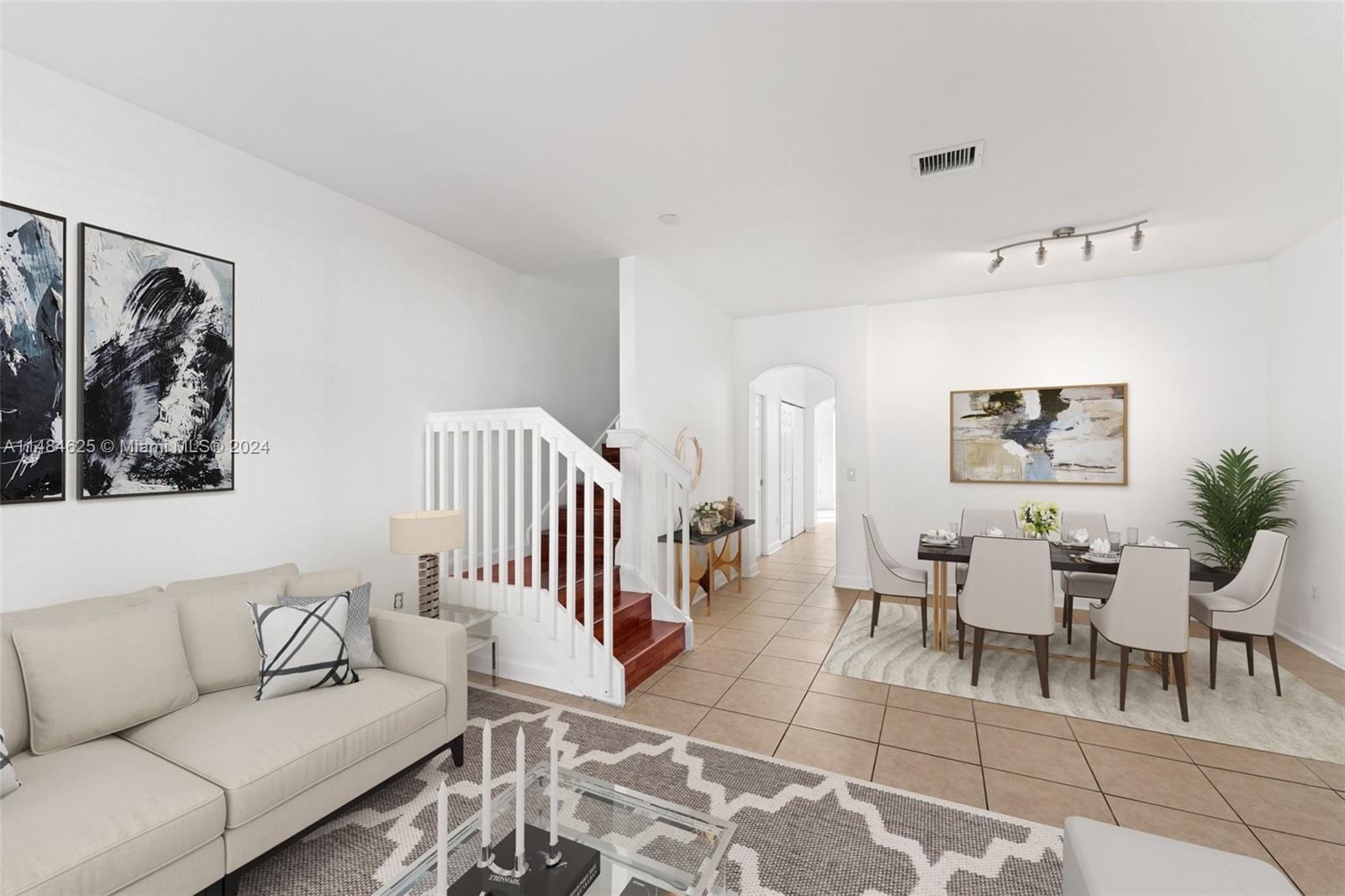 VILLAS AT NAUTICA THREE C - Residential