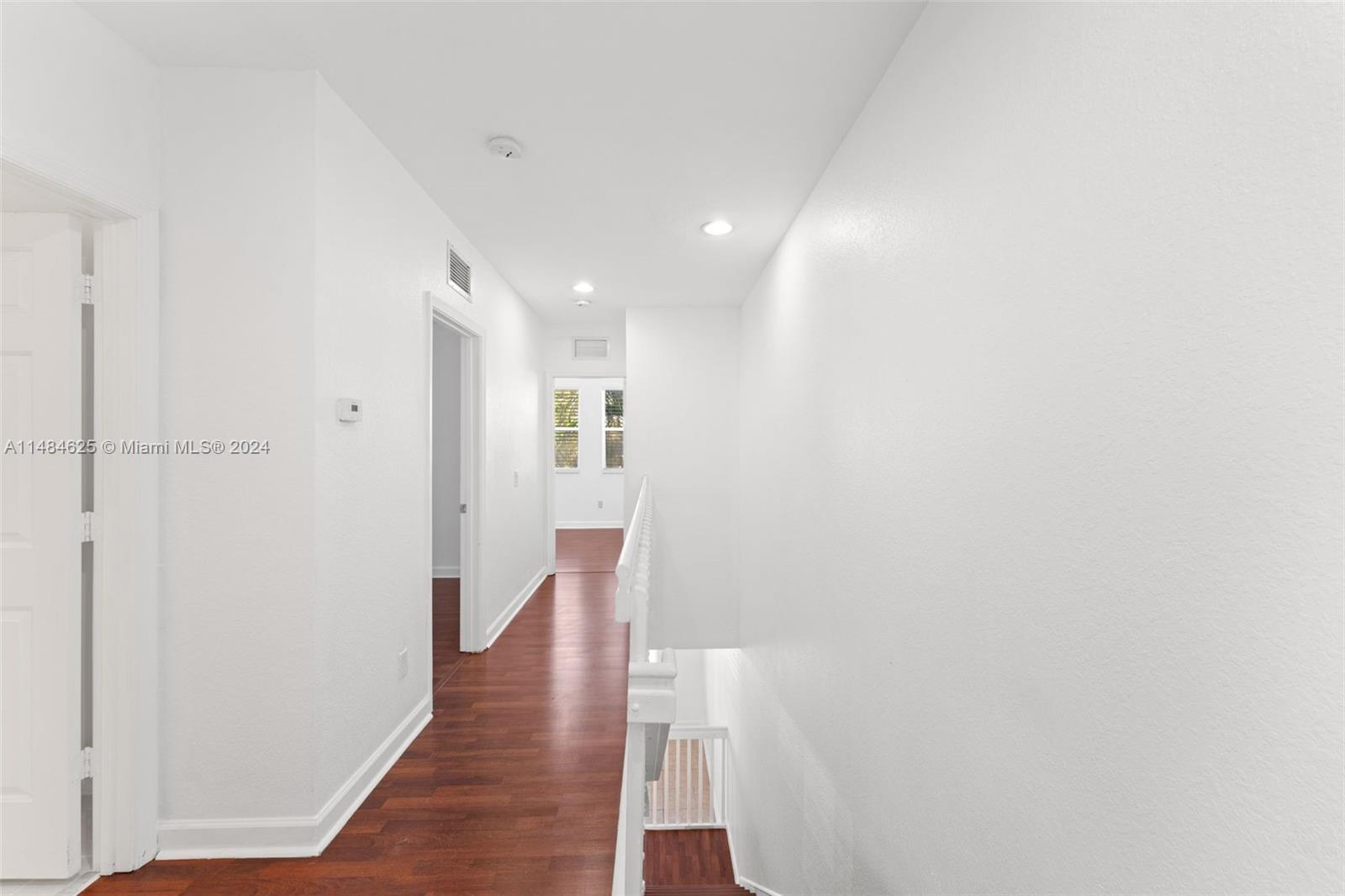 VILLAS AT NAUTICA THREE C - Residential