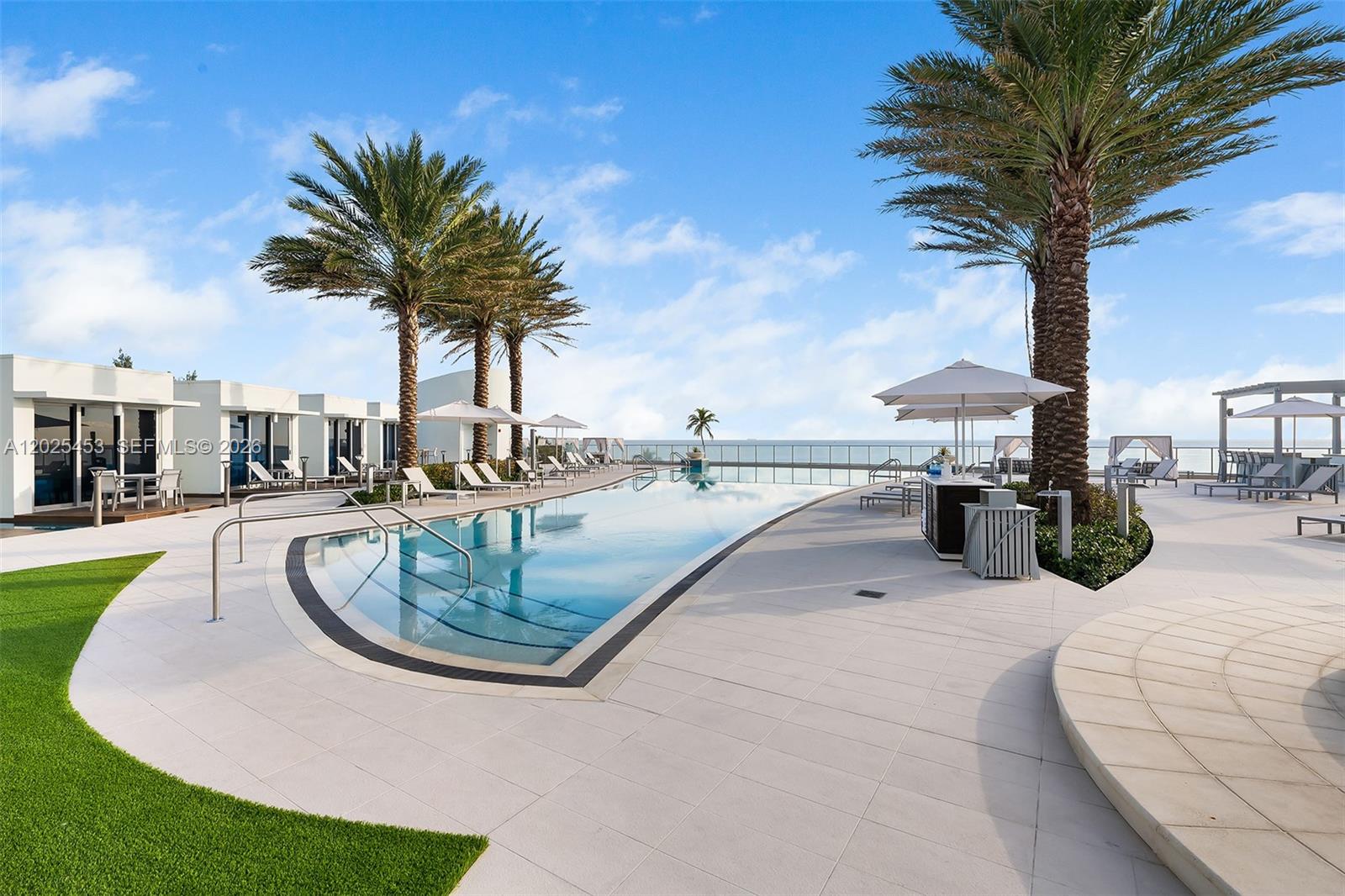 PARAMOUNT FT LAUDERDALE C - Residential Lease