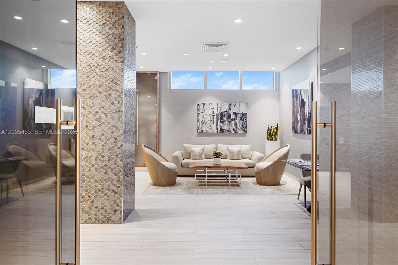 PARAMOUNT FT LAUDERDALE C - Residential Lease