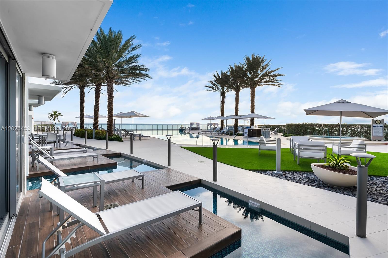 PARAMOUNT FT LAUDERDALE C - Residential Lease