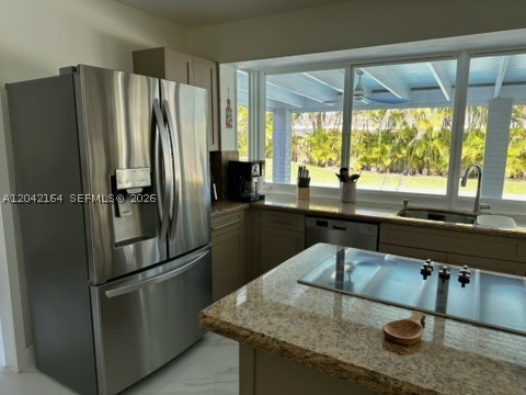 GROUP III EST - Residential Lease