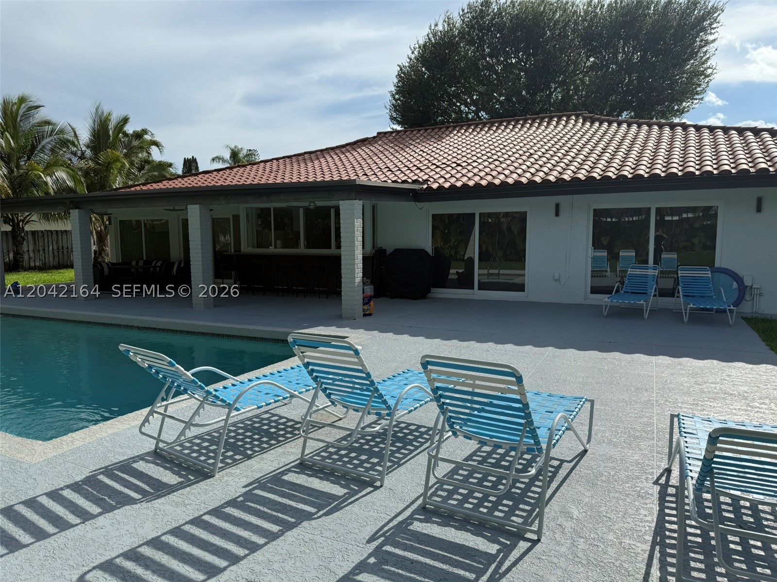 GROUP III EST - Residential Lease
