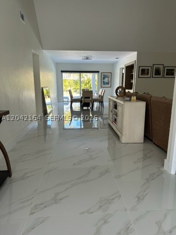 GROUP III EST - Residential Lease