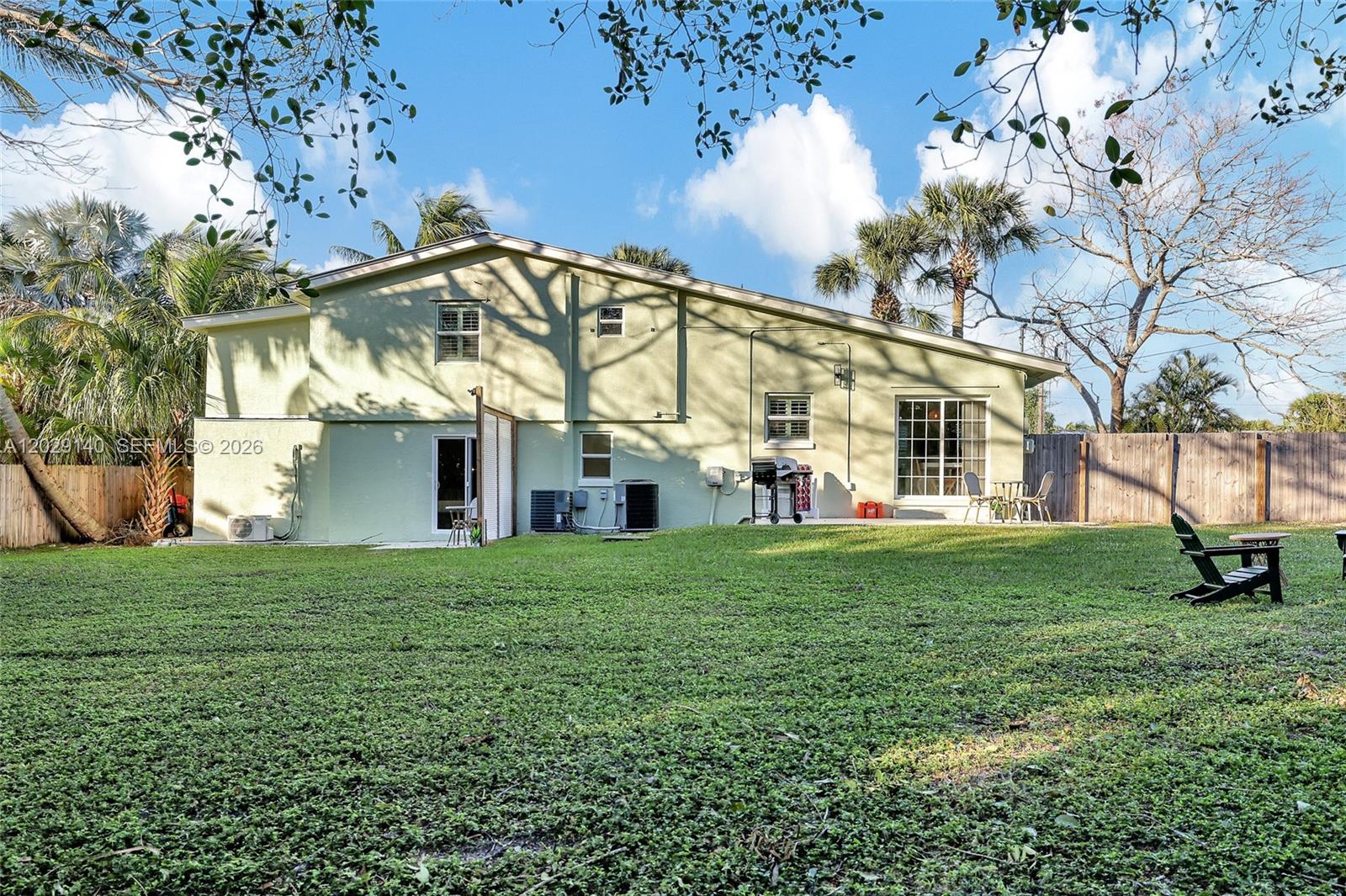 TRESSLERS TWIN LAKES UNRE - Residential Lease