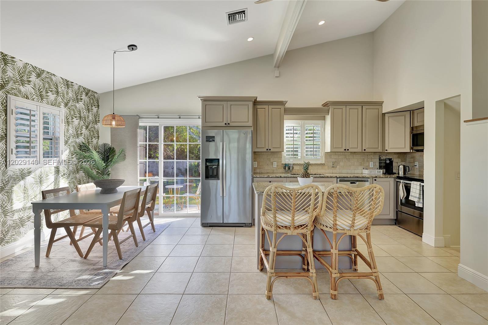 TRESSLERS TWIN LAKES UNRE - Residential Lease