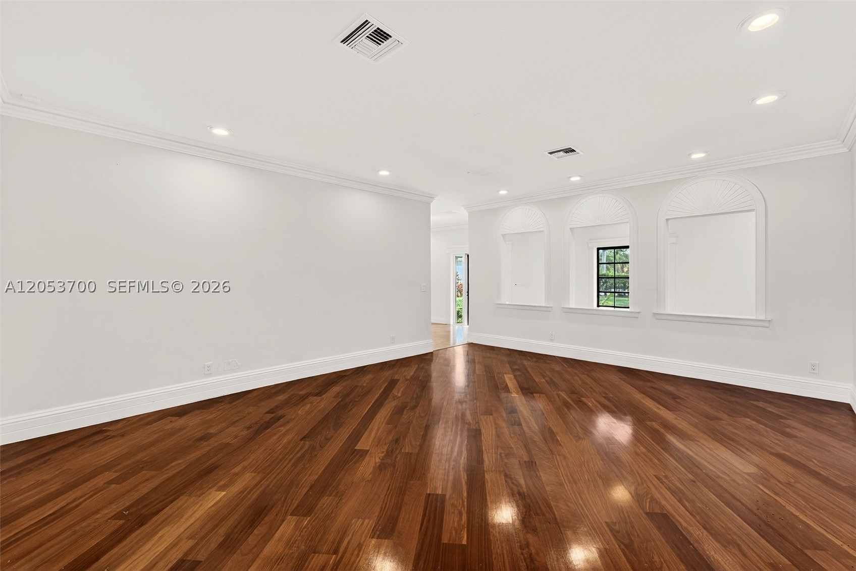 J G HEADS FARMS UNIT A - Residential Lease
