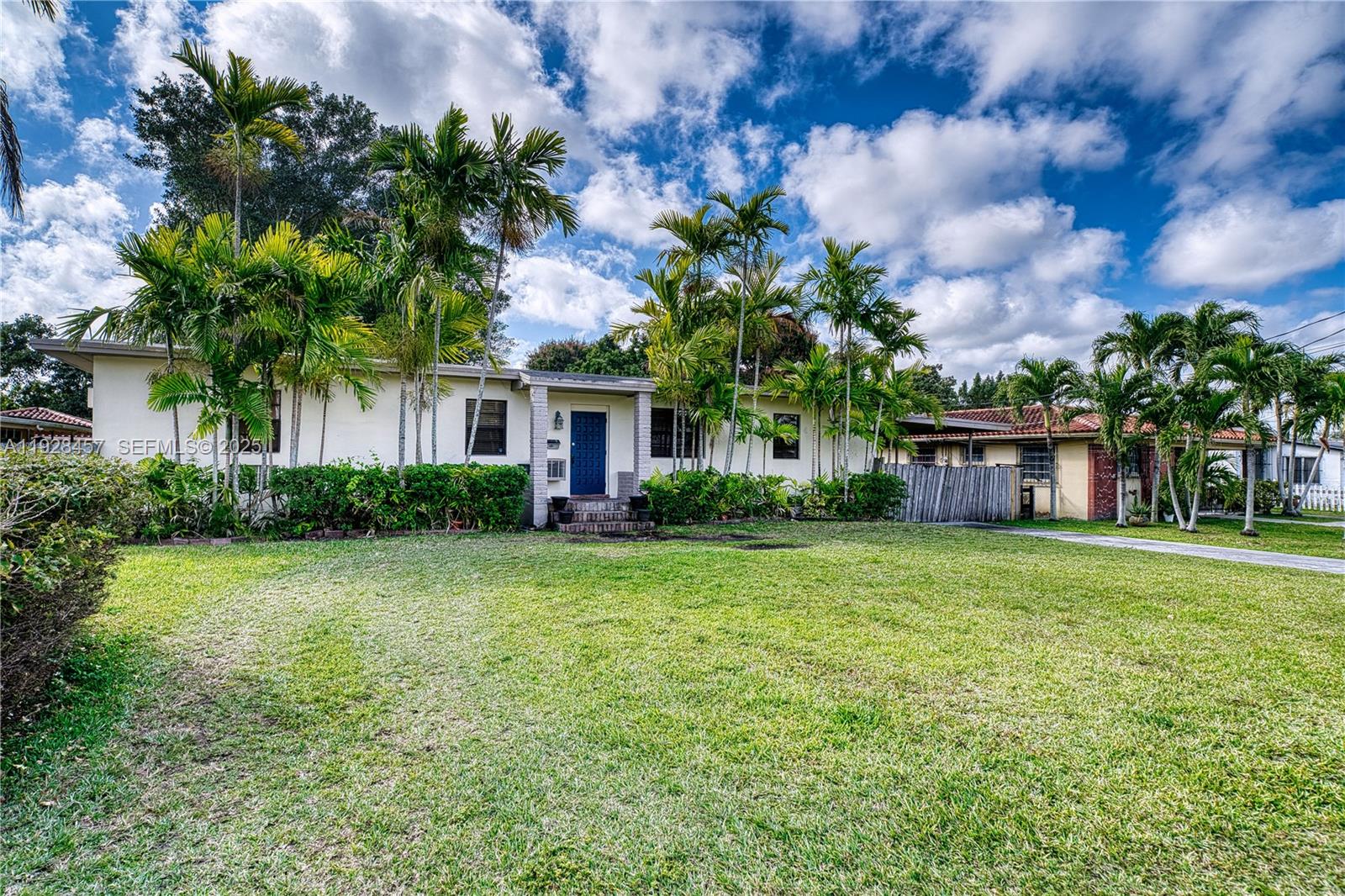 CORAL VILLAS REV - Residential