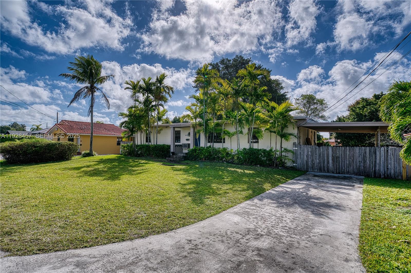 CORAL VILLAS REV - Residential