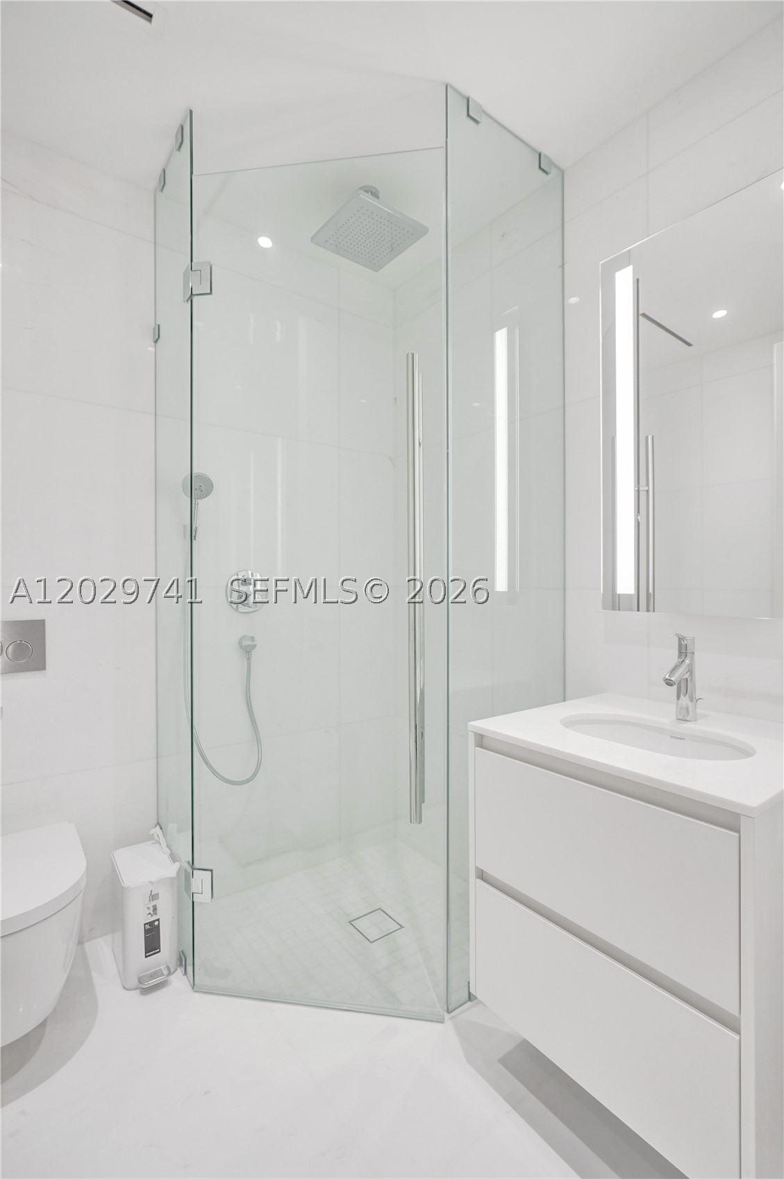 ASTON MARTIN RESIDENCES - Residential