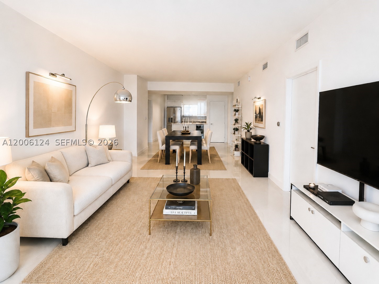 BLUE CONDO - Residential