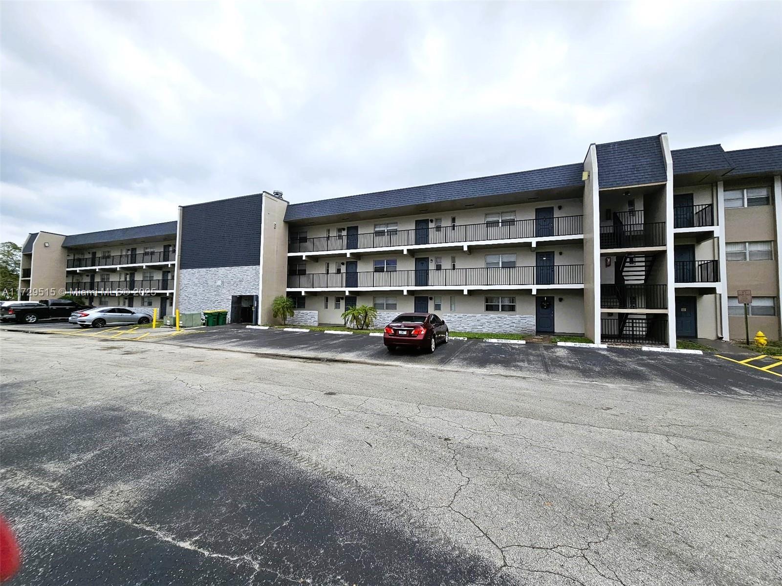 VERSAILLES GARDENS CONDO - Residential Lease