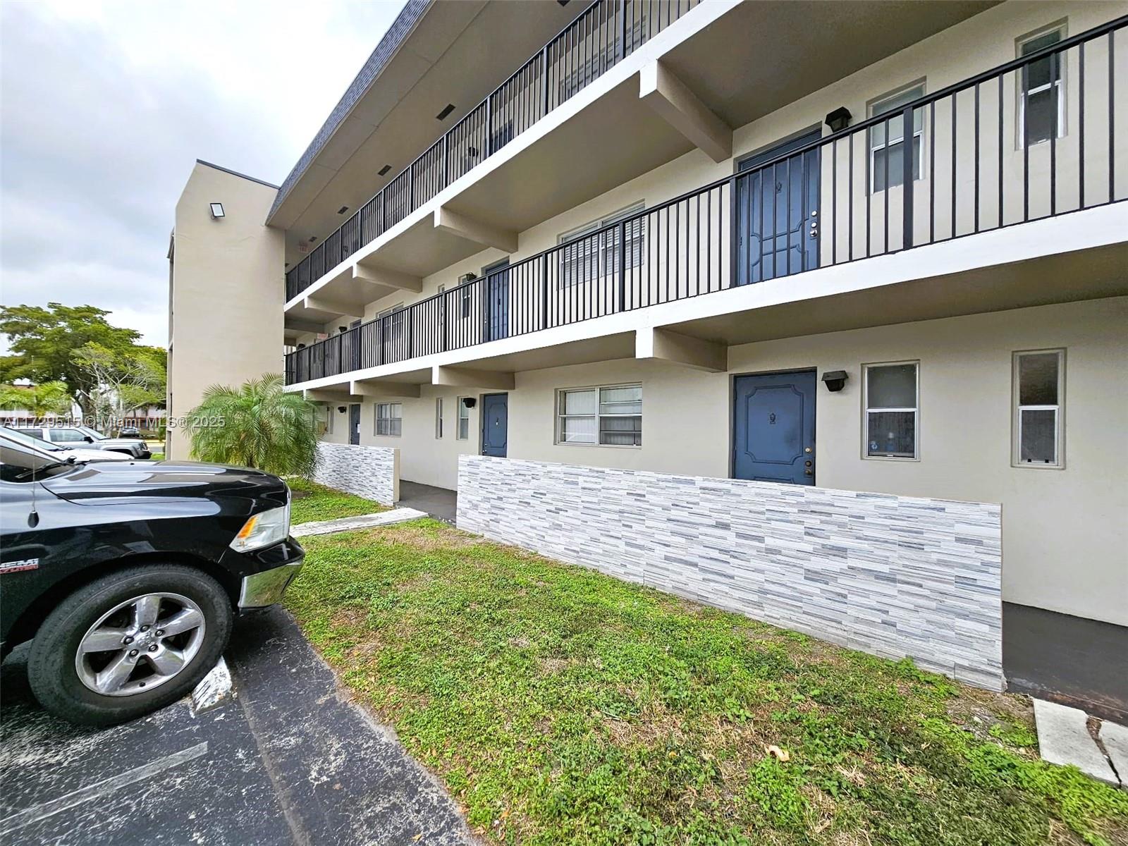 VERSAILLES GARDENS CONDO - Residential Lease