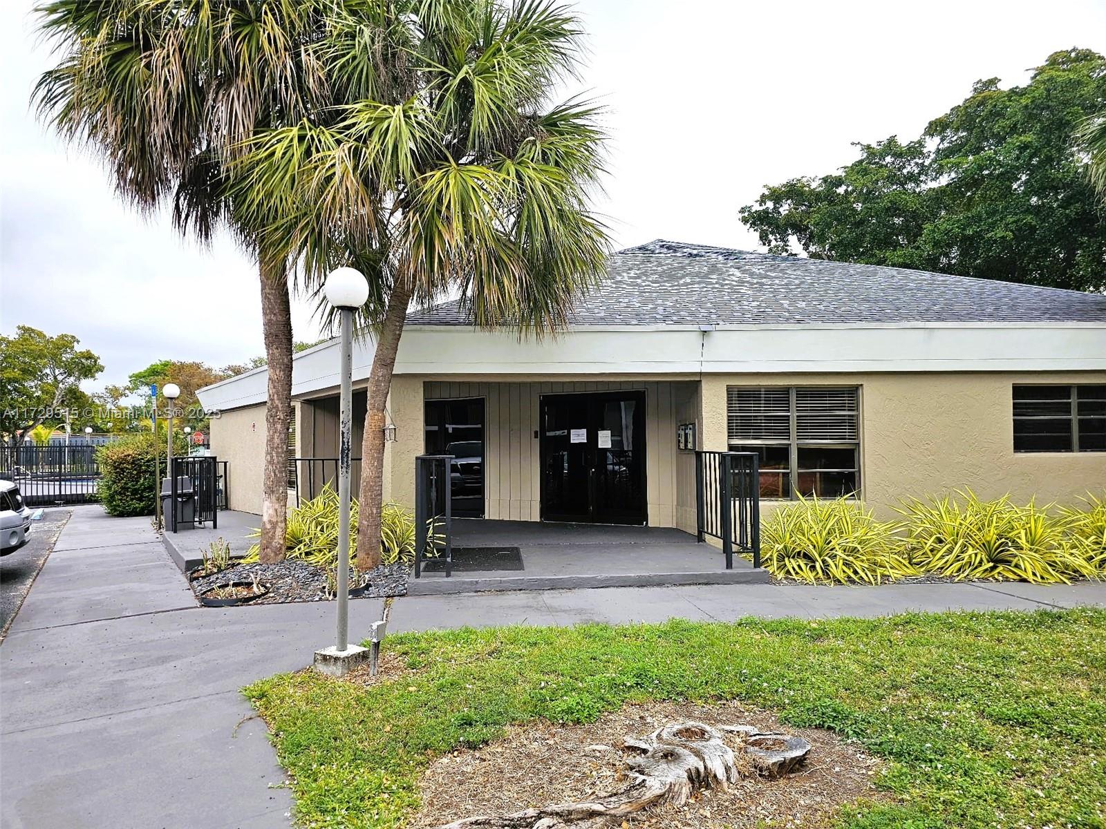 VERSAILLES GARDENS CONDO - Residential Lease