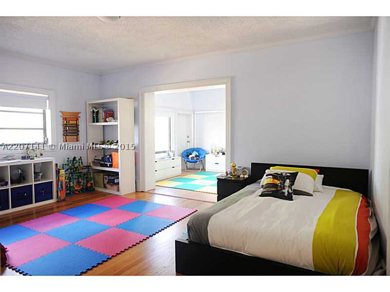FLAMINGO TERRACE SUB - Residential