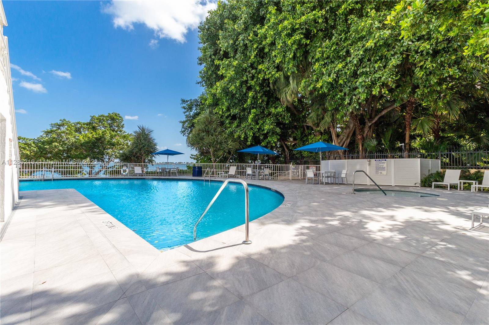 IMPERIAL AT BRICKELL COND - Residential