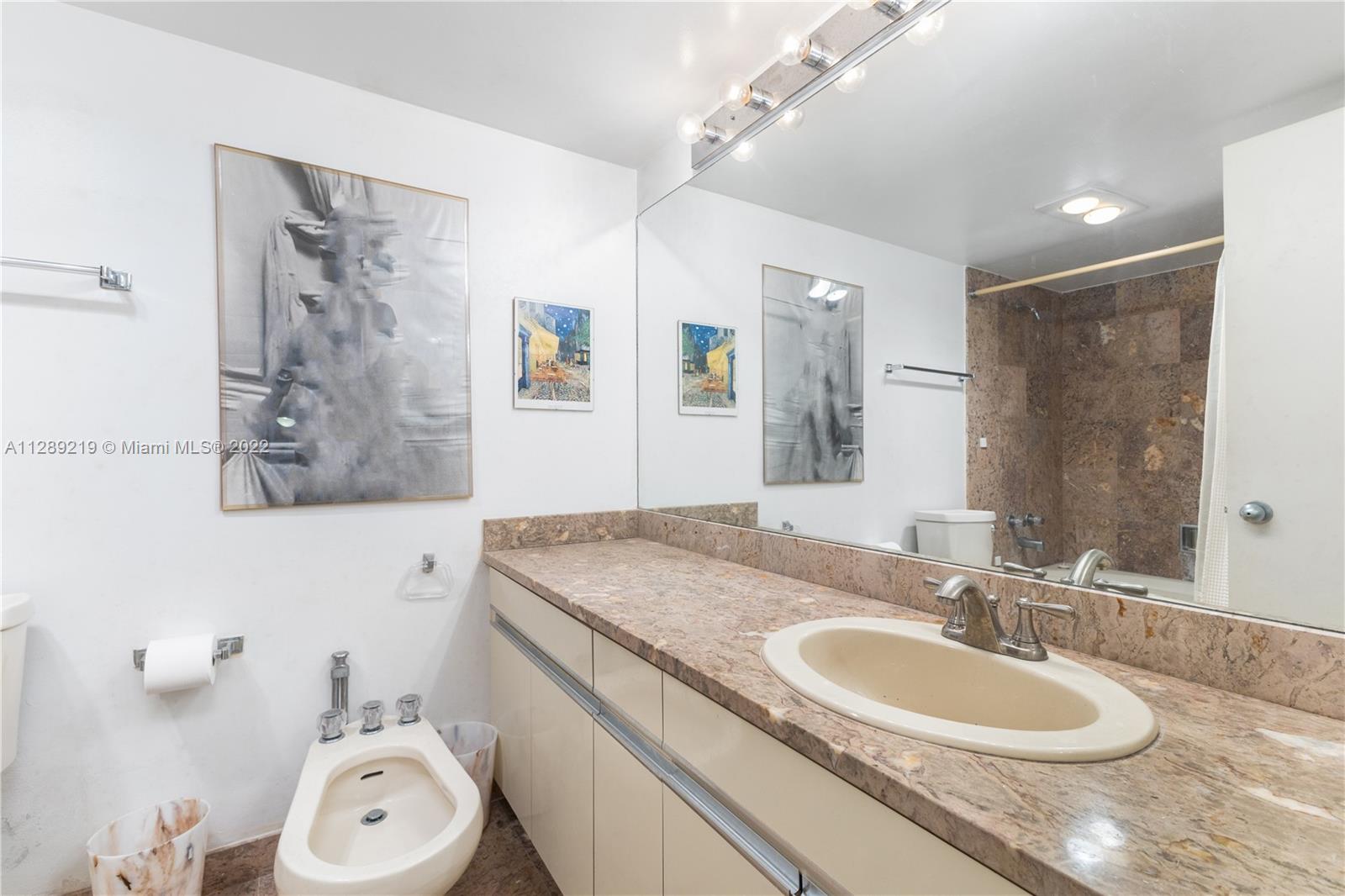 IMPERIAL AT BRICKELL COND - Residential