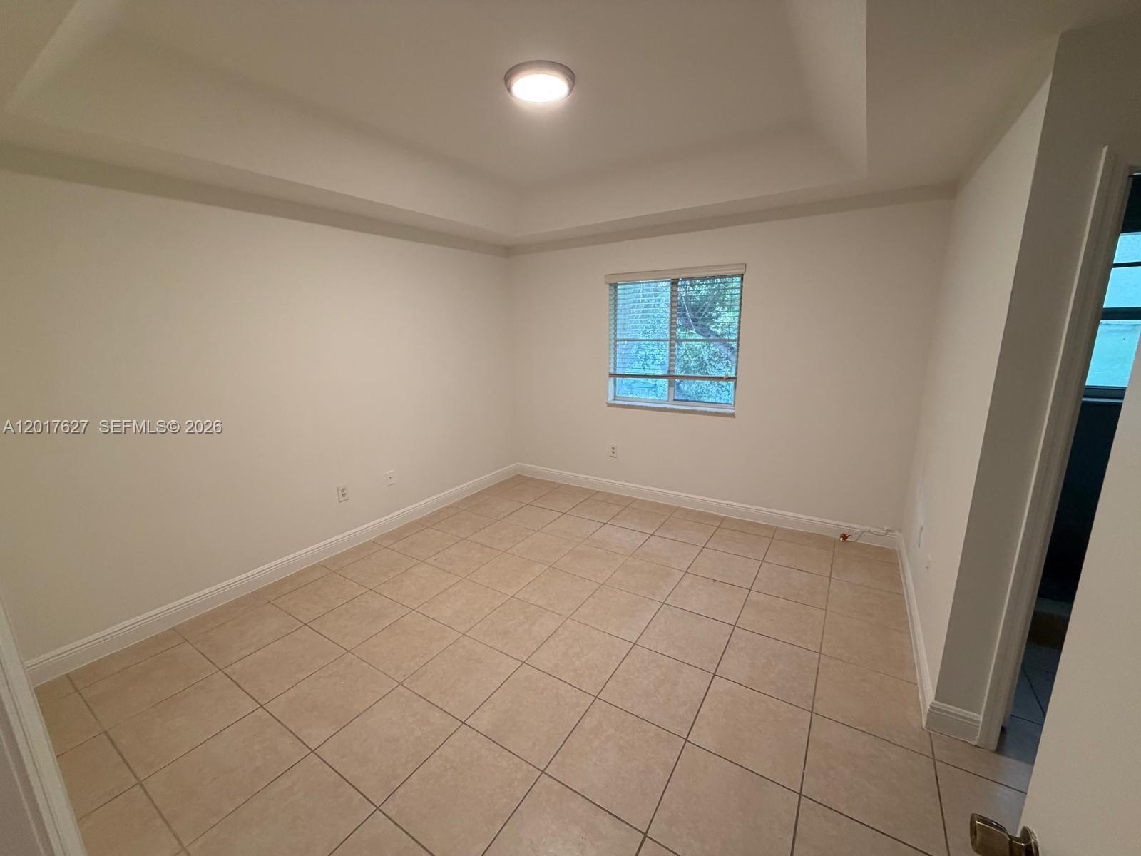 VENETIA GROVE - Residential