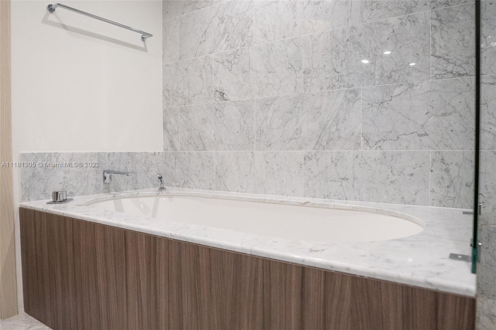 BRICKELL FLATIRON CONDO - Residential Lease