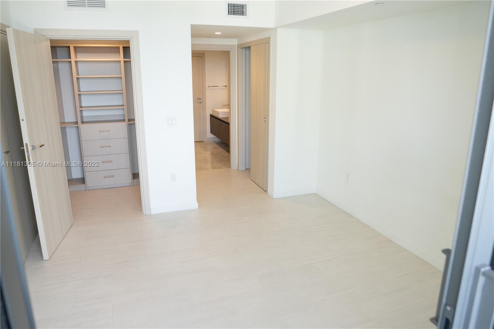 BRICKELL FLATIRON CONDO - Residential Lease